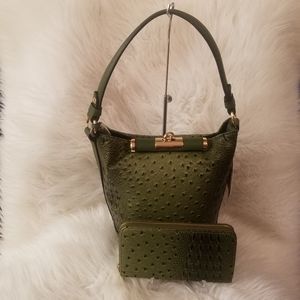 OLIVE EMBOSSED TALL HOBO HANDBAG SET